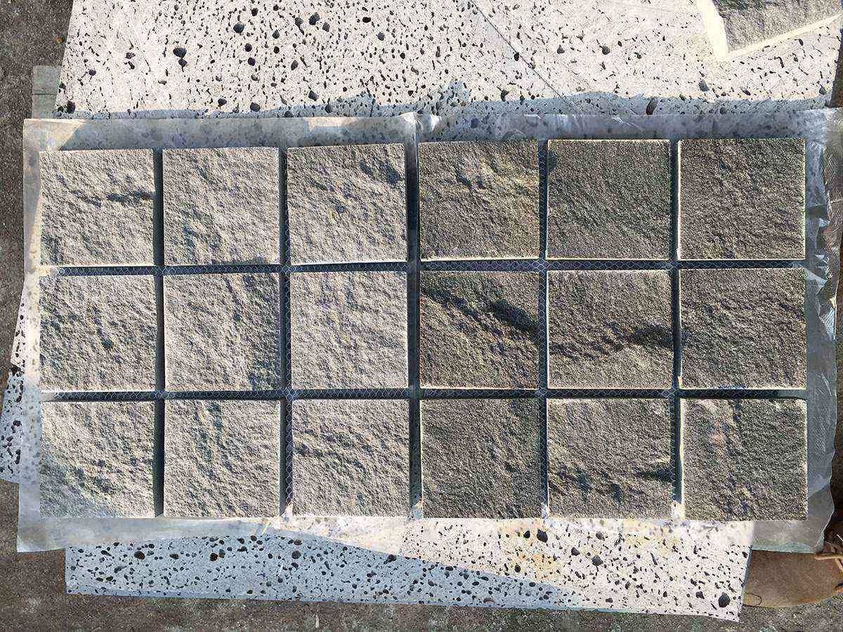 Natural Split Grey Basalt Cobble Stone Tiles for Driveway Paving