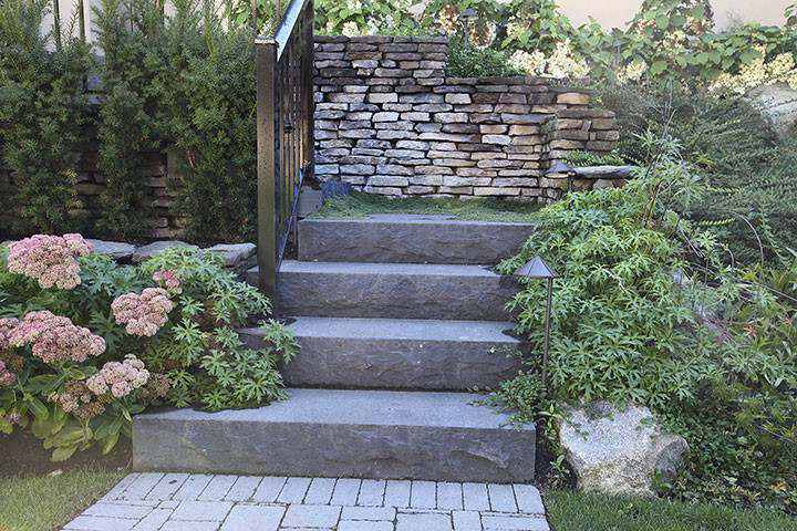 Black Basalt Steps for Garden Stairs