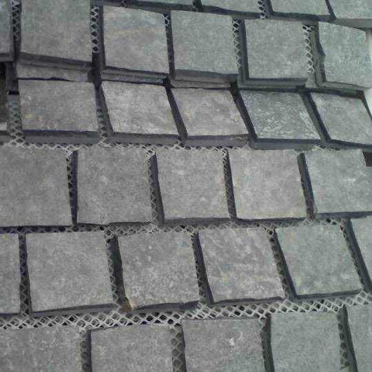 Flamed Nergo Black Basalt Cobblestone on Mesh